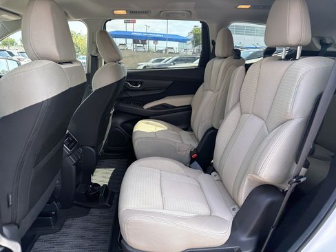 Certified 2024 Subaru Ascent Premium w/ Convenience Package AWD/4WD image 26