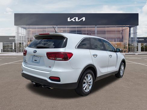 Certified 2020 Kia Sorento LX FWD image 4
