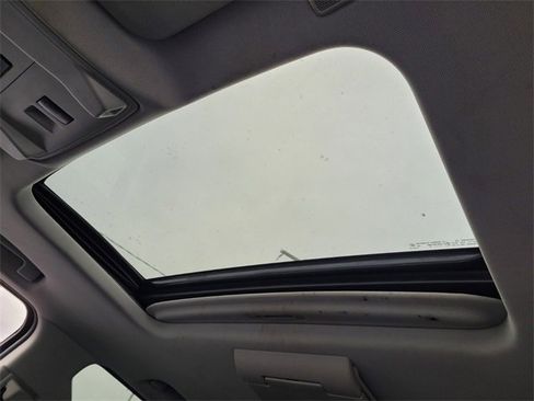 Used 2018 GMC Yukon SLT w/ Open Road Package image 20