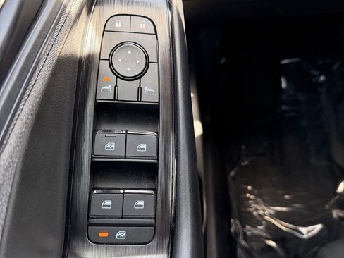 Used 2023 Nissan Rogue S AWD/4WD image 20