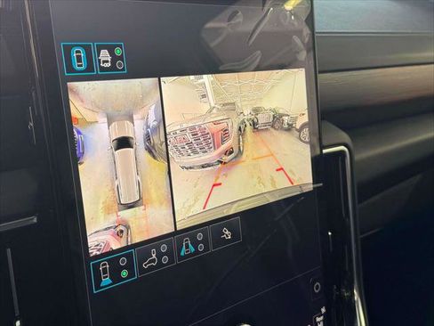 Certified 2025 GMC Yukon XL Denali image 23