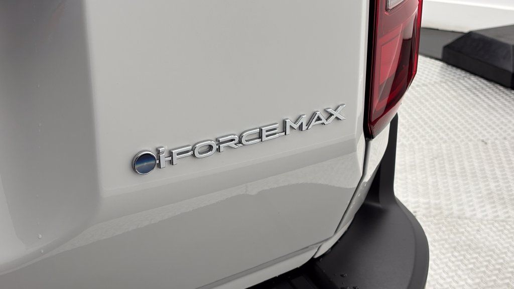 Used 2027 Toyota Land Cruiser AWD/4WD image 7