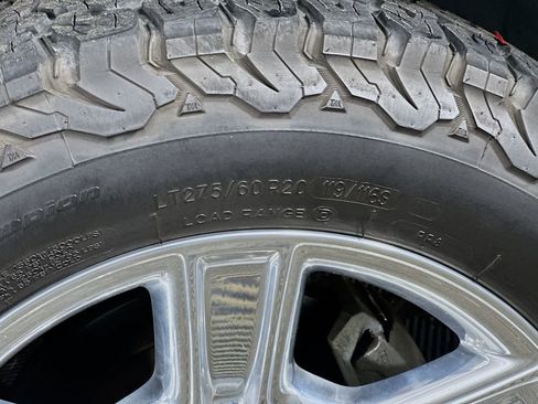 Used 2015 RAM 1500 Laramie Longhorn w/ Convenience Group image 33