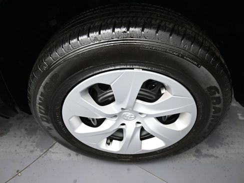 Used 2025 Toyota RAV4 LE image 15