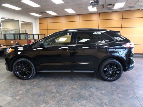 Used 2024 Ford Edge ST-Line AWD/4WD image 4