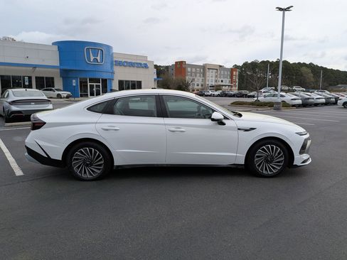 Used 2025 Hyundai Sonata SEL image 2