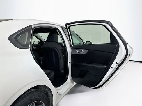 Used 2024 Kia Forte LXS image 27