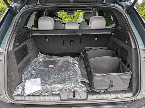 New 2025 Land Rover Range Rover Sport SE image 27