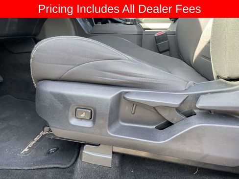 Used 2024 Toyota Tacoma TRD Off-Road AWD/4WD image 20