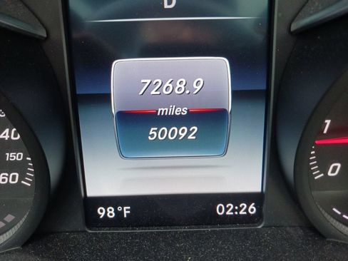 Used 2015 Mercedes-Benz C 300 4MATIC Sedan image 23