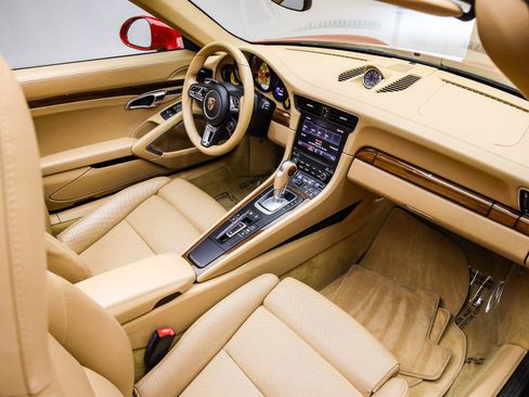 Used 2017 Porsche 911 Targa 4S image 26