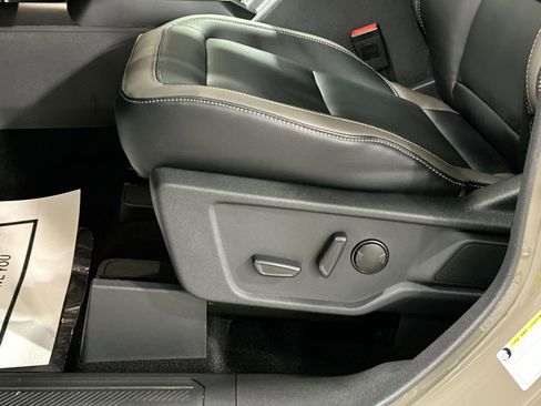 New 2025 Ford Bronco Outer Banks image 14