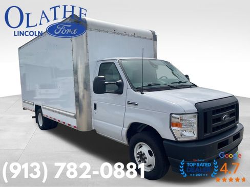 Used 2023 Ford E-350 and Econoline 350 Super Duty w/ Driver's Safety Package RWD image 7
