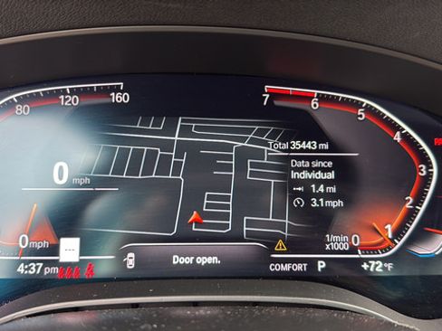 Used 2022 BMW 530i w/ Premium Package RWD image 16