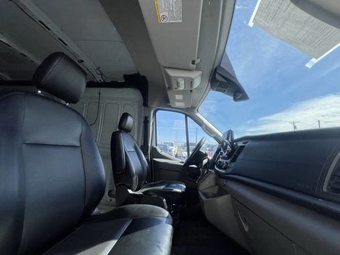 Used 2020 Ford Transit 250 Base image 12