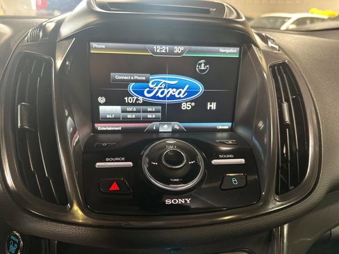 Used 2014 Ford Escape Titanium image 16