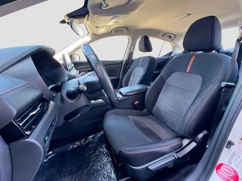 Used 2024 Nissan Sentra SR FWD image 20