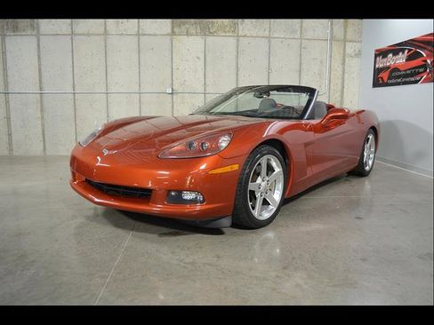 Used 2006 Chevrolet Corvette Convertible w/ Preferred Equipment Group RWD image 4