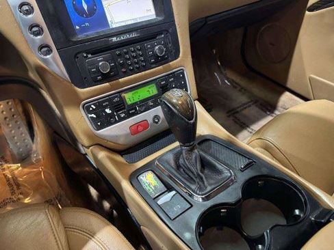 Used 2011 Maserati GranTurismo S RWD image 27