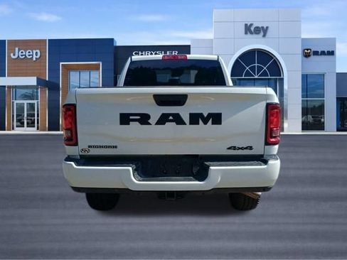 Used 2025 RAM 2500 Big Horn AWD/4WD image 4