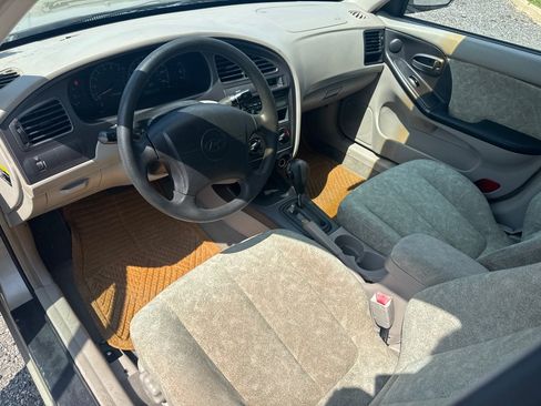 Used 2001 Hyundai Elantra GLS FWD image 29