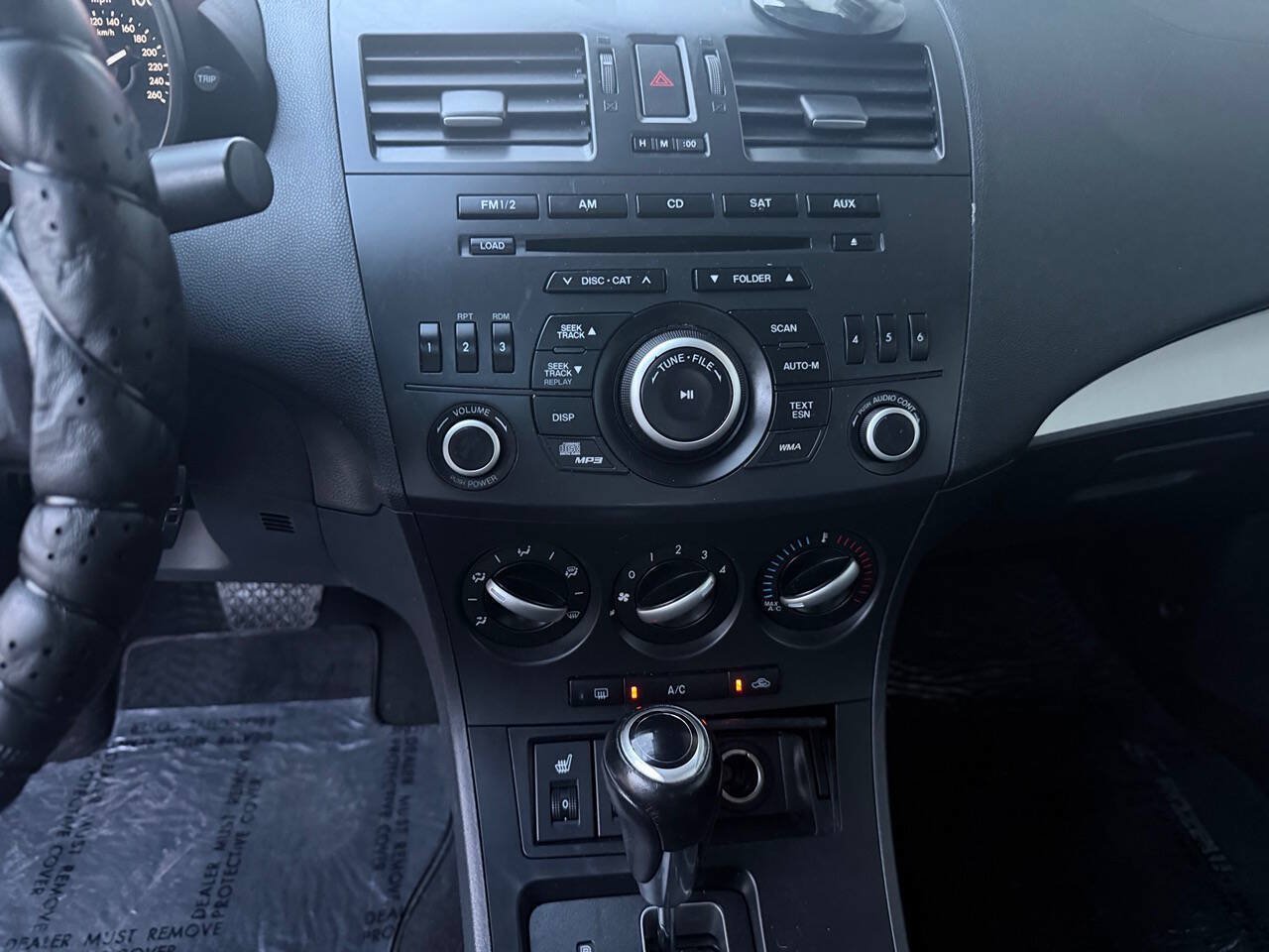 Used 2012 MAZDA MAZDA3 i Grand Touring w/ Tech Pkg FWD image 26