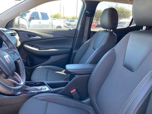 Used 2025 Buick Encore GX Preferred image 8