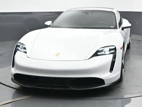 Used 2020 Porsche Taycan 4S image 3