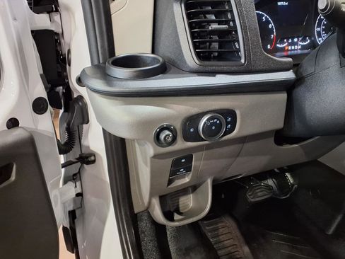 Used 2025 Ford Transit 250 Low Roof w/ Exterior Upgrade Package RWD image 12