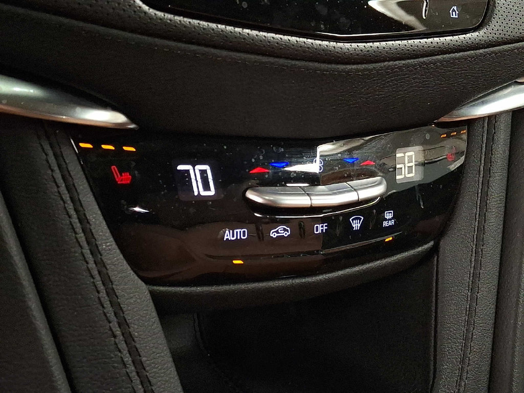 Used 2024 Cadillac XT5 Premium Luxury w/ Technology Package AWD/4WD image 13
