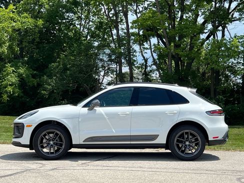 Certified 2026 Porsche Macan Turbo AWD/4WD image 2
