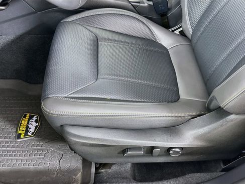 Used 2023 Subaru Forester Wilderness w/ Wilderness Package AWD/4WD image 21