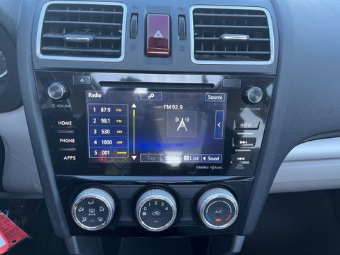 Used 2016 Subaru Forester 2.5i Premium w/ All-Weather Package image 20