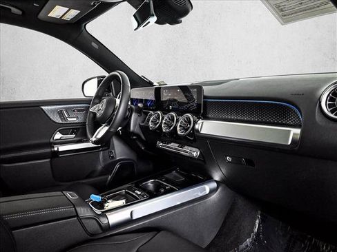 Certified 2025 Mercedes-Benz EQB 300 4MATIC image 24