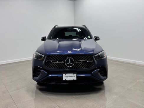 Used 2025 Mercedes-Benz GLE 450 4MATIC image 3