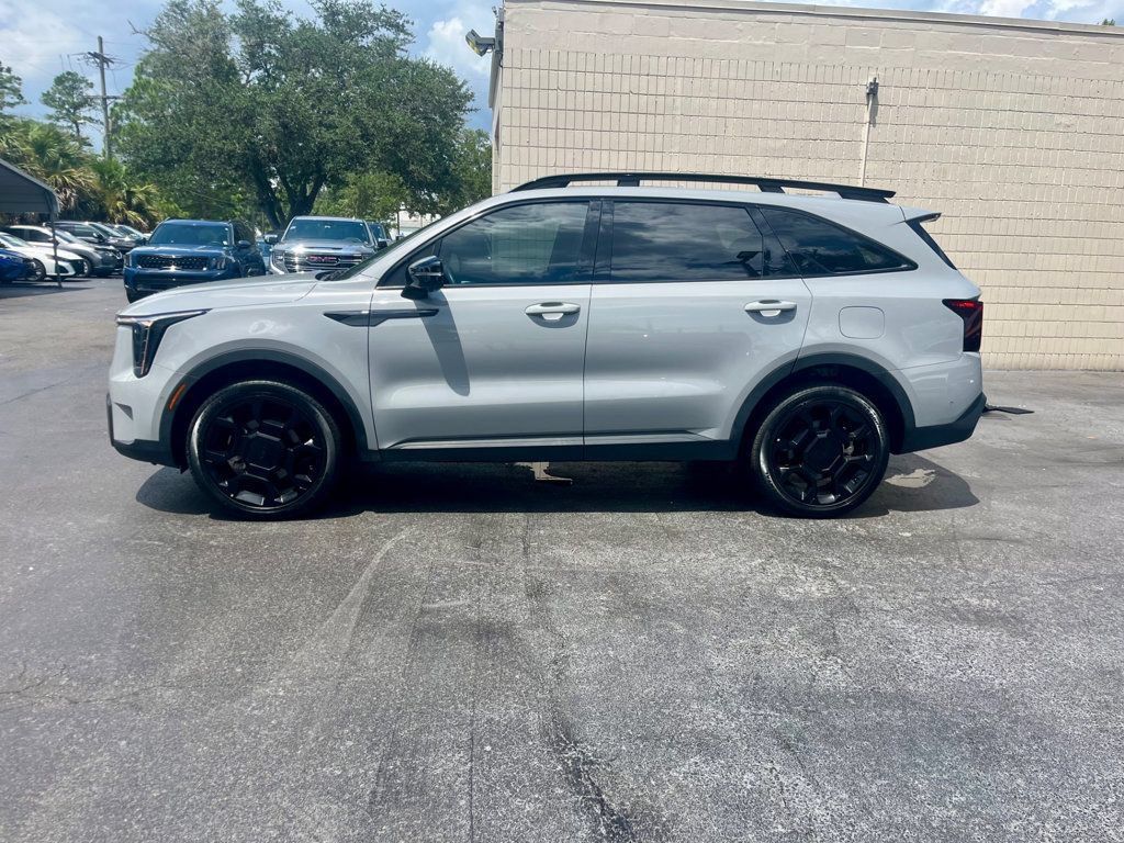 Used 2025 Kia Sorento SX Prestige w/ Sage Leather Package AWD/4WD image 2