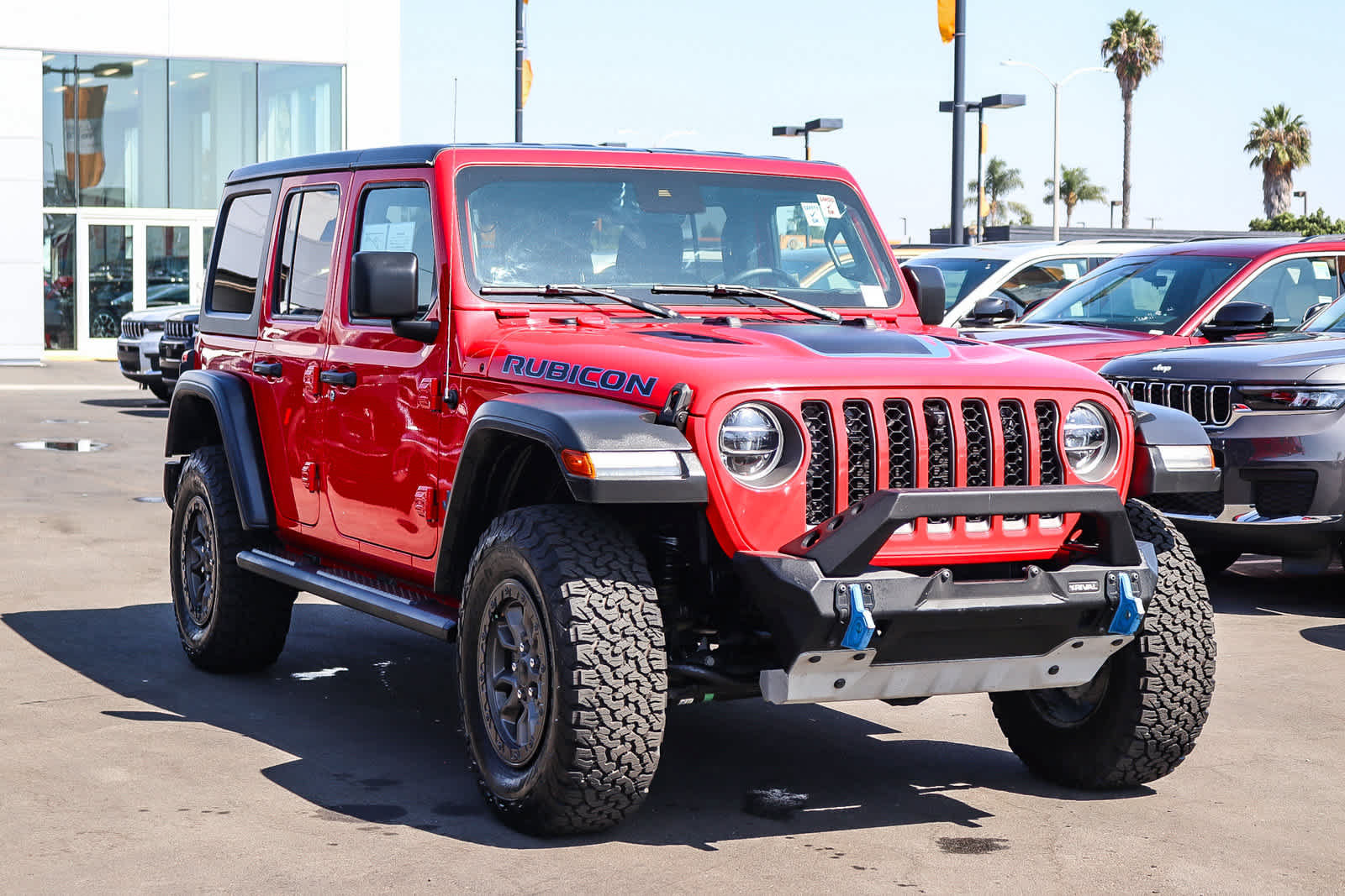 Used 2021 Jeep Wrangler Unlimited Rubicon 4xe w/ Cold Weather Group AWD/4WD image 3
