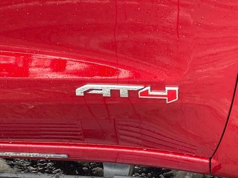 Used 2024 GMC Sierra 1500 AT4 w/ Technology Package image 30