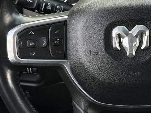 Used 2022 RAM 1500 Laramie AWD/4WD image 16