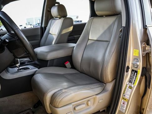 Used 2010 Toyota Sequoia Limited image 10