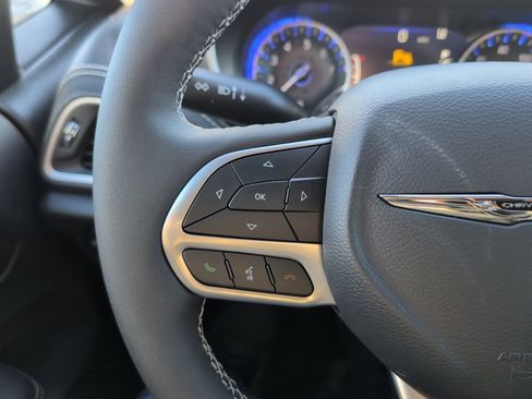 New 2026 Chrysler Pacifica Select image 28