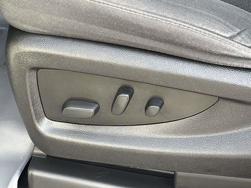 Used 2018 Chevrolet Silverado 1500 LT w/ All Star Edition image 12