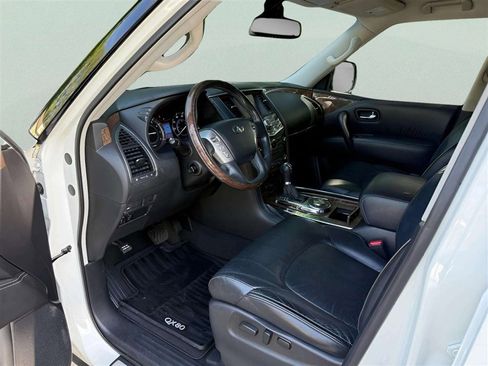 Used 2017 INFINITI QX80 2WD image 3
