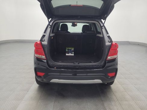 Used 2020 Chevrolet Trax LT w/ LT Convenience Package image 29