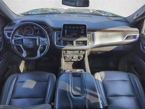 Used 2021 Chevrolet Tahoe Z71 w/ Z71 Off-Road Package AWD/4WD image 18