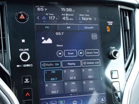Used 2025 Subaru Outback Onyx Edition AWD/4WD image 26
