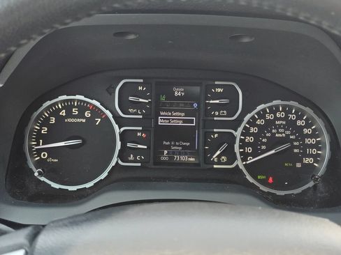Used 2019 Toyota Tundra Limited w/ Limited Premium Package AWD/4WD image 27