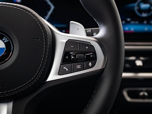 New 2026 BMW X7 xDrive40i w/ M Sport Package image 29