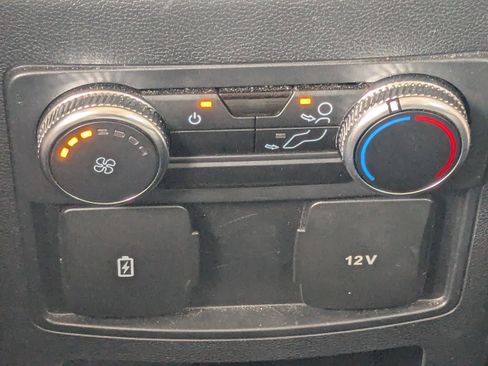 Used 2023 Ford Explorer XLT w/ Equipment Group 202A image 16