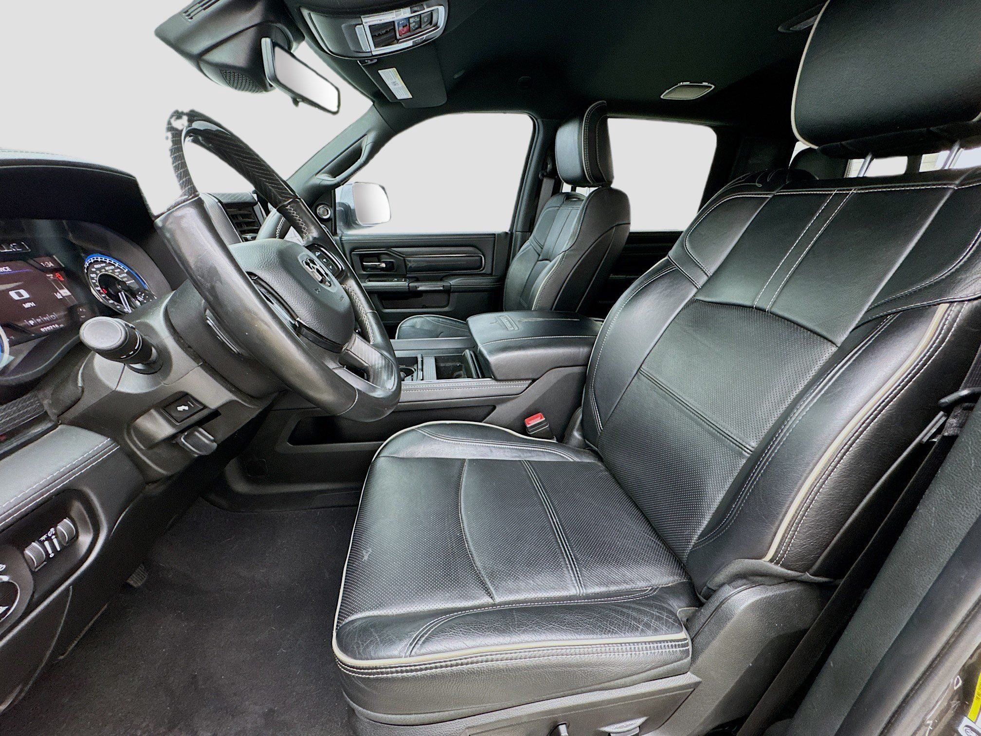 Used 2022 RAM 3500 Limited AWD/4WD image 13
